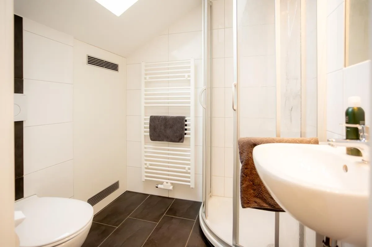 Dock 2 - tolles Ferienhaus für bis zu 6 Personen mit Kaminofen und Sauna - Haustiere herzlich willkommen