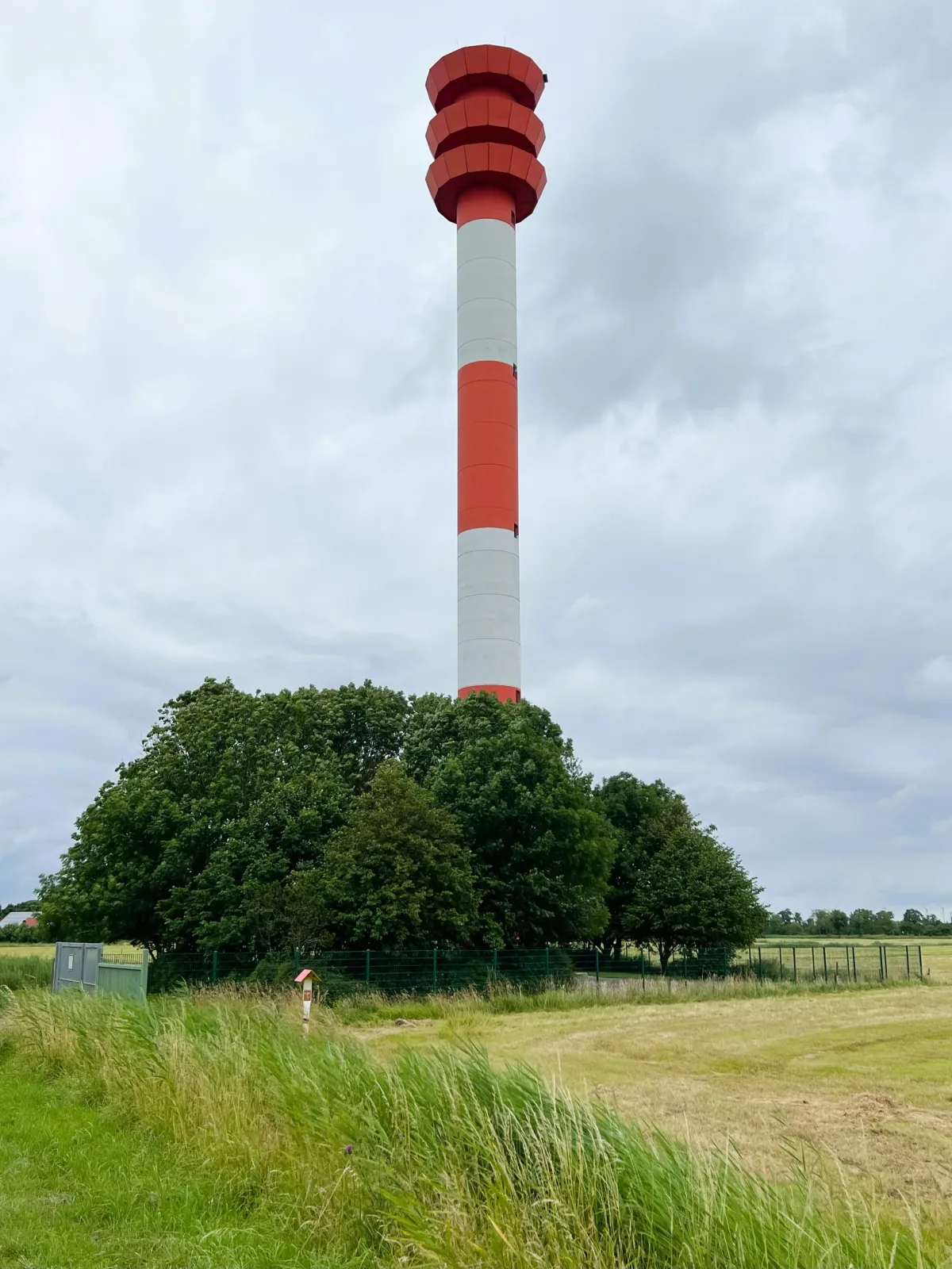 Grommy´s Zwei Eckwarden