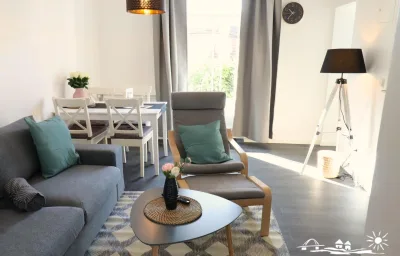 38 Weiße Villa am Schwanenteich EG links