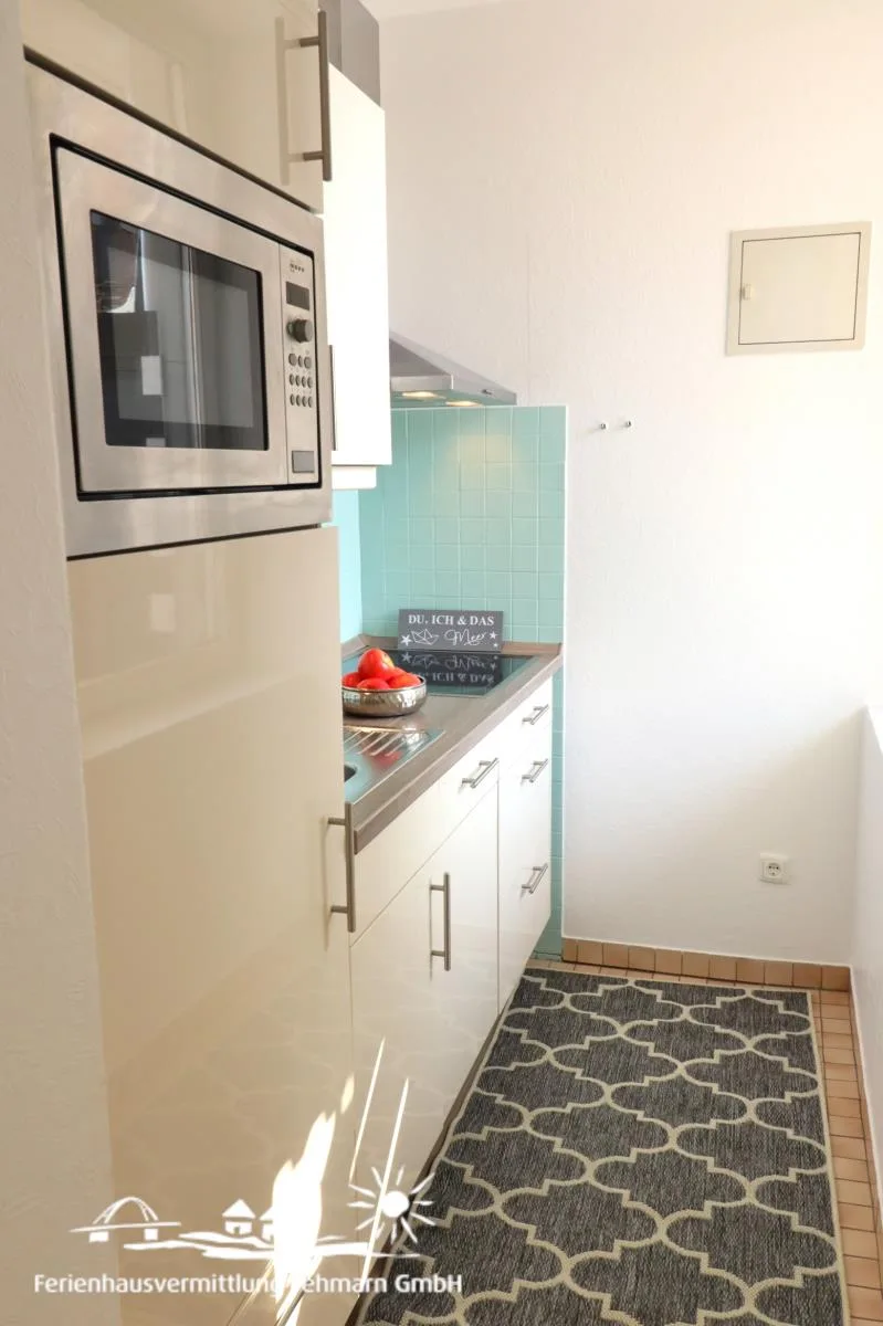 39 Weiße Villa am Schwanenteich EG rechts