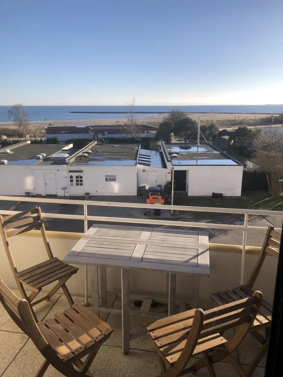 17 Ferienwohnung "Horizont" App.56-204 mit Balkon & Meerblick