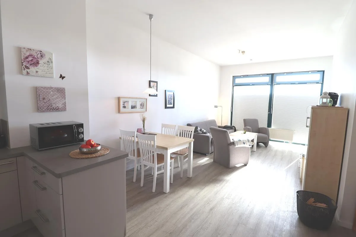 02 Ferienwohnung "Strandnest 1"  Strandburg App.0.2 rechts