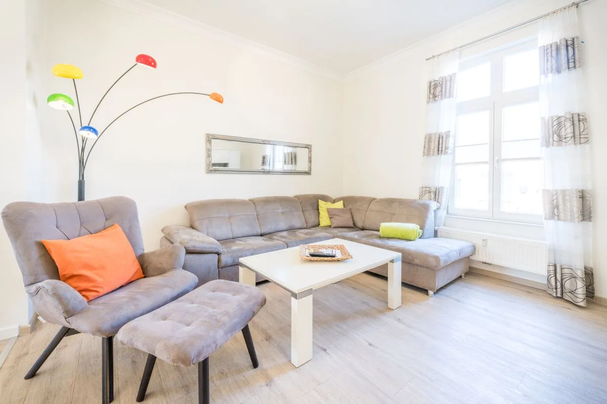 Villa Ariana FW Strandaster