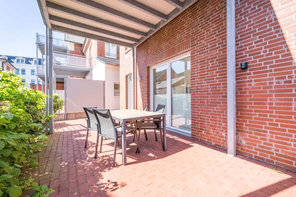Villa Ariana FW Viola