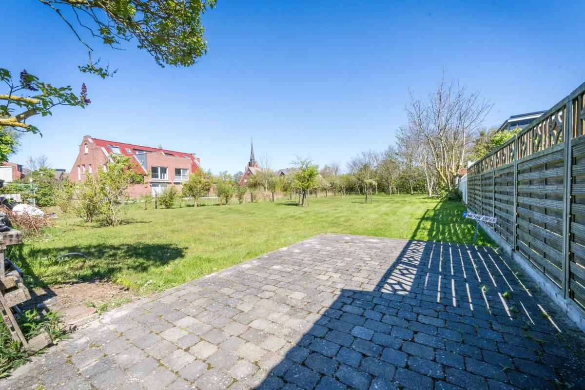Villa Ariana FW Viola