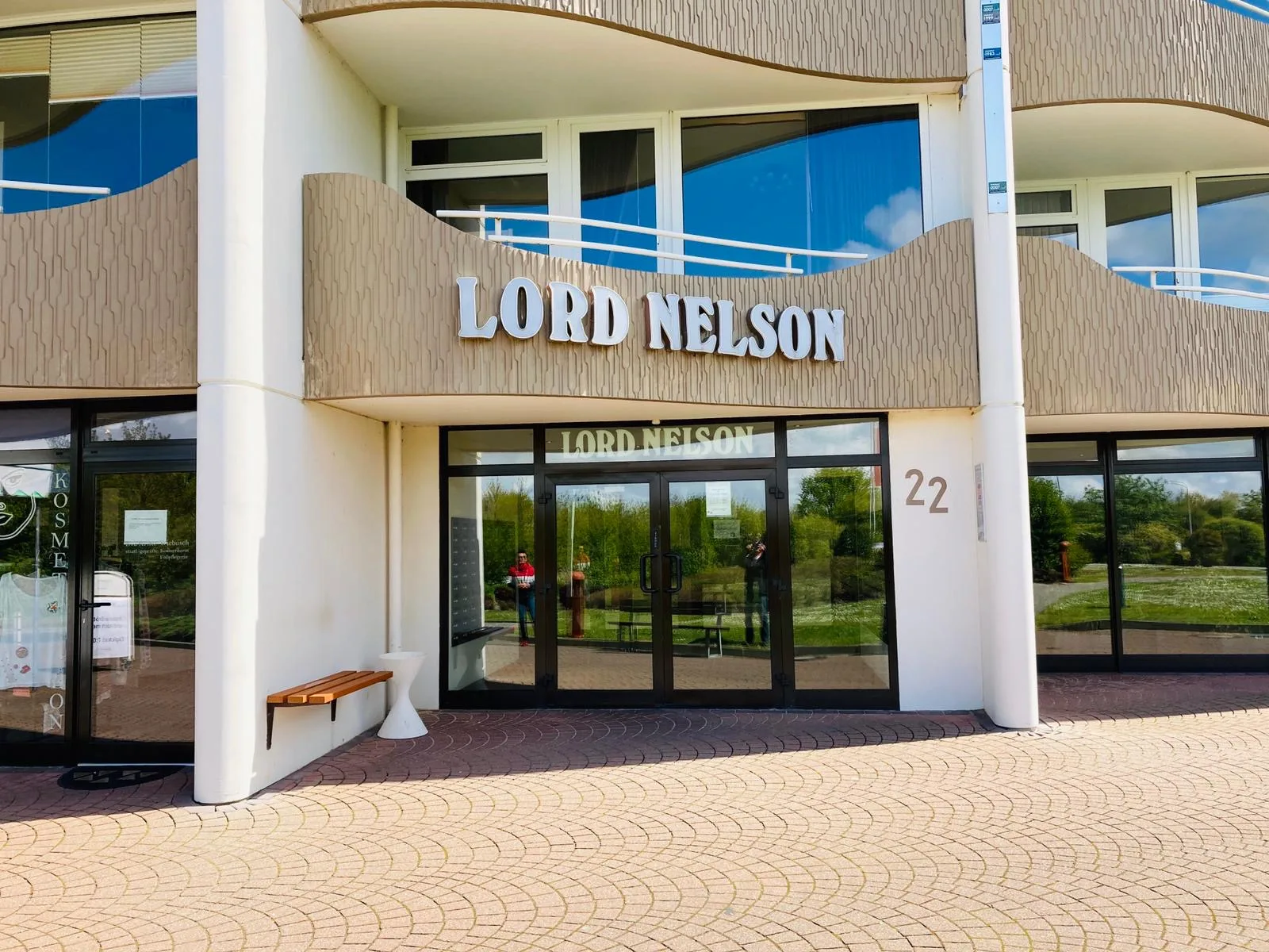 Lord Nelson 109