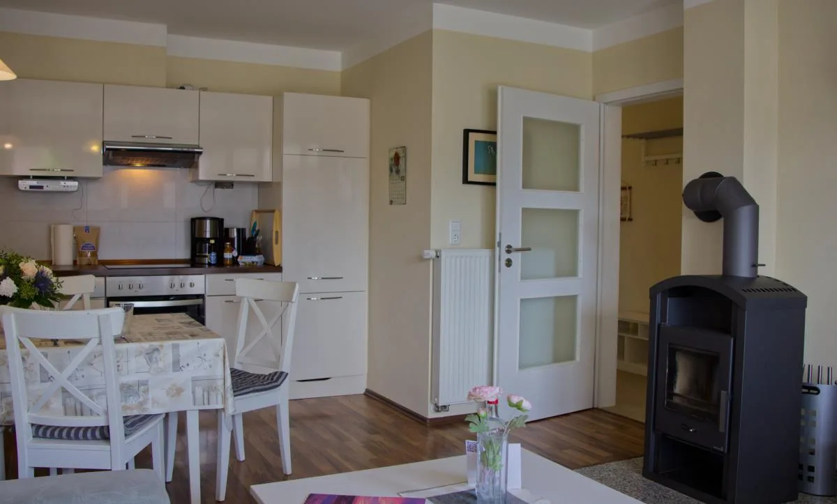 Inselblume 06 - Ferienwohnung mit Kamin an der Reiterkoppel