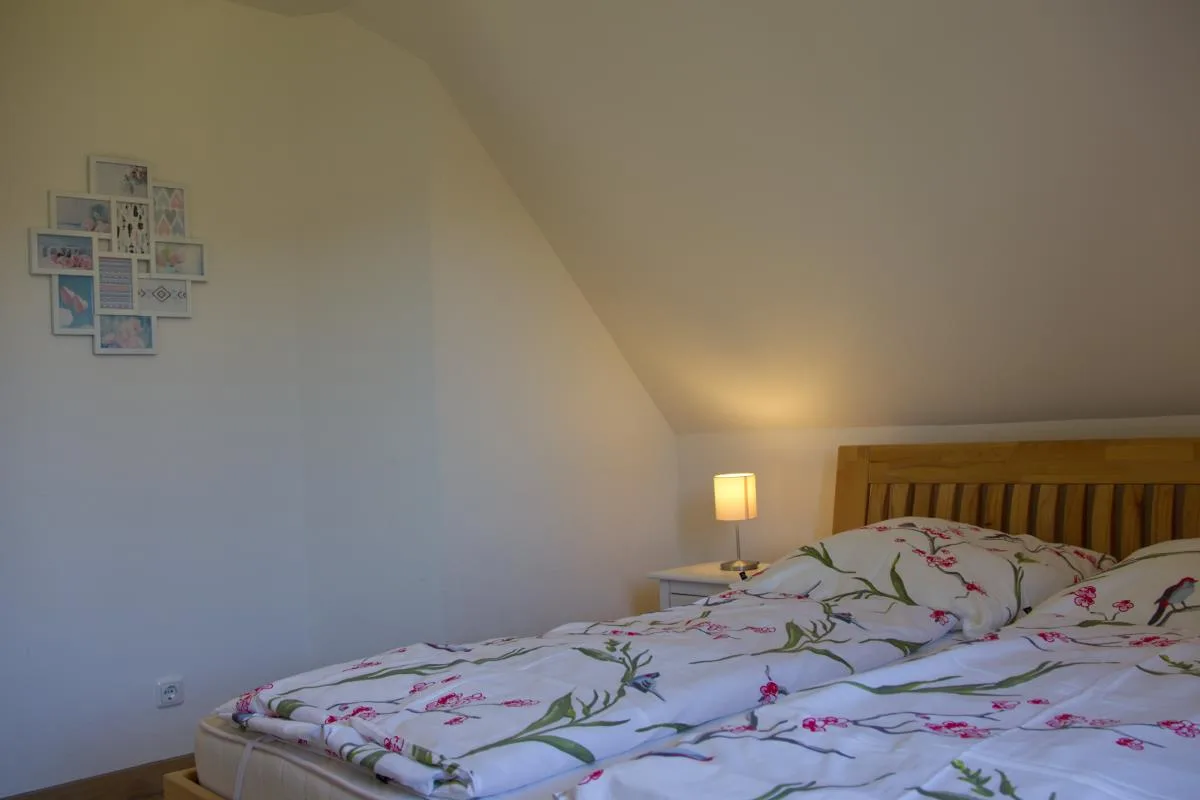 Inselblume 27 - Modernes Ferienhaus mit Garten in Burg