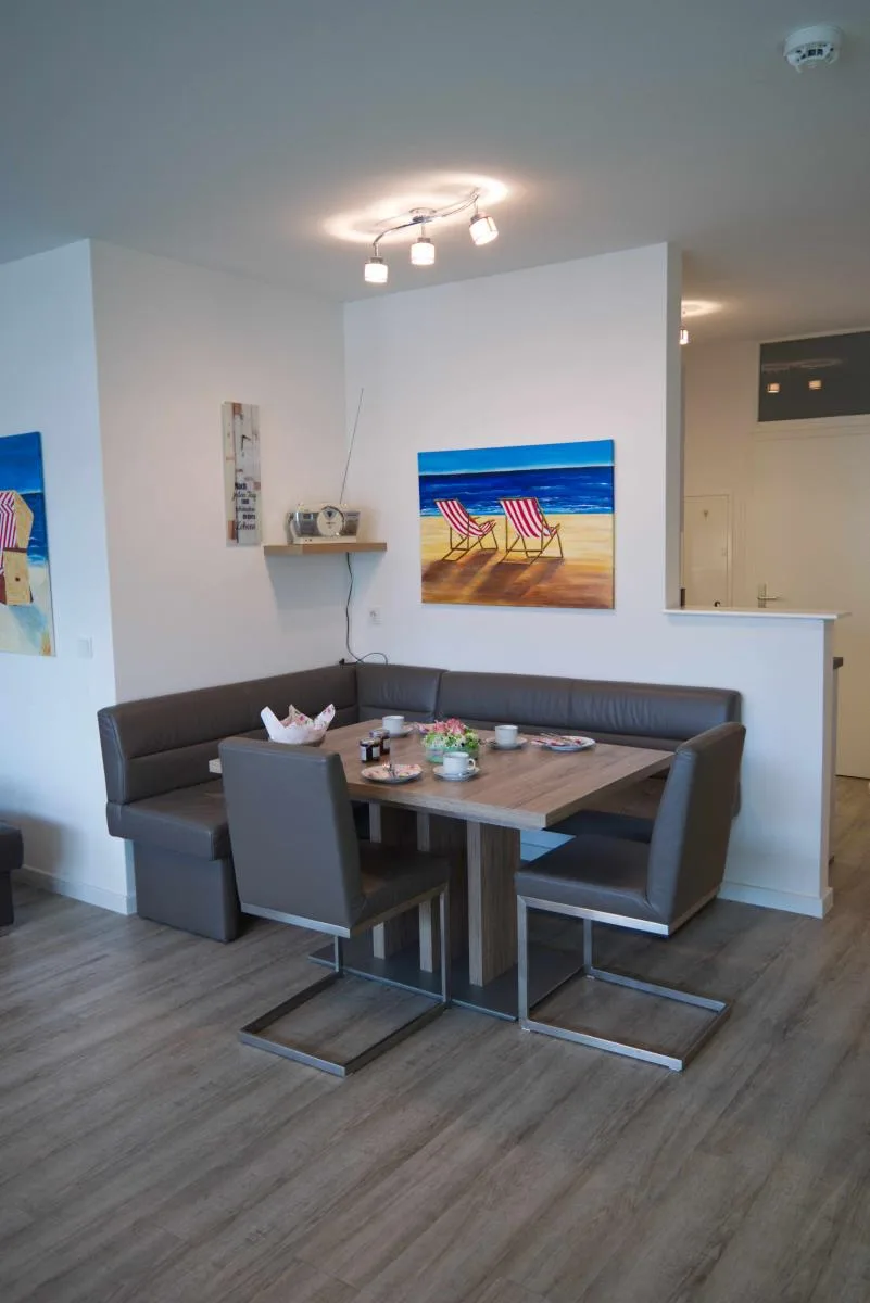 Inselblume 44 - Ferienwohnung mit Balkon im Zentrum von Burg