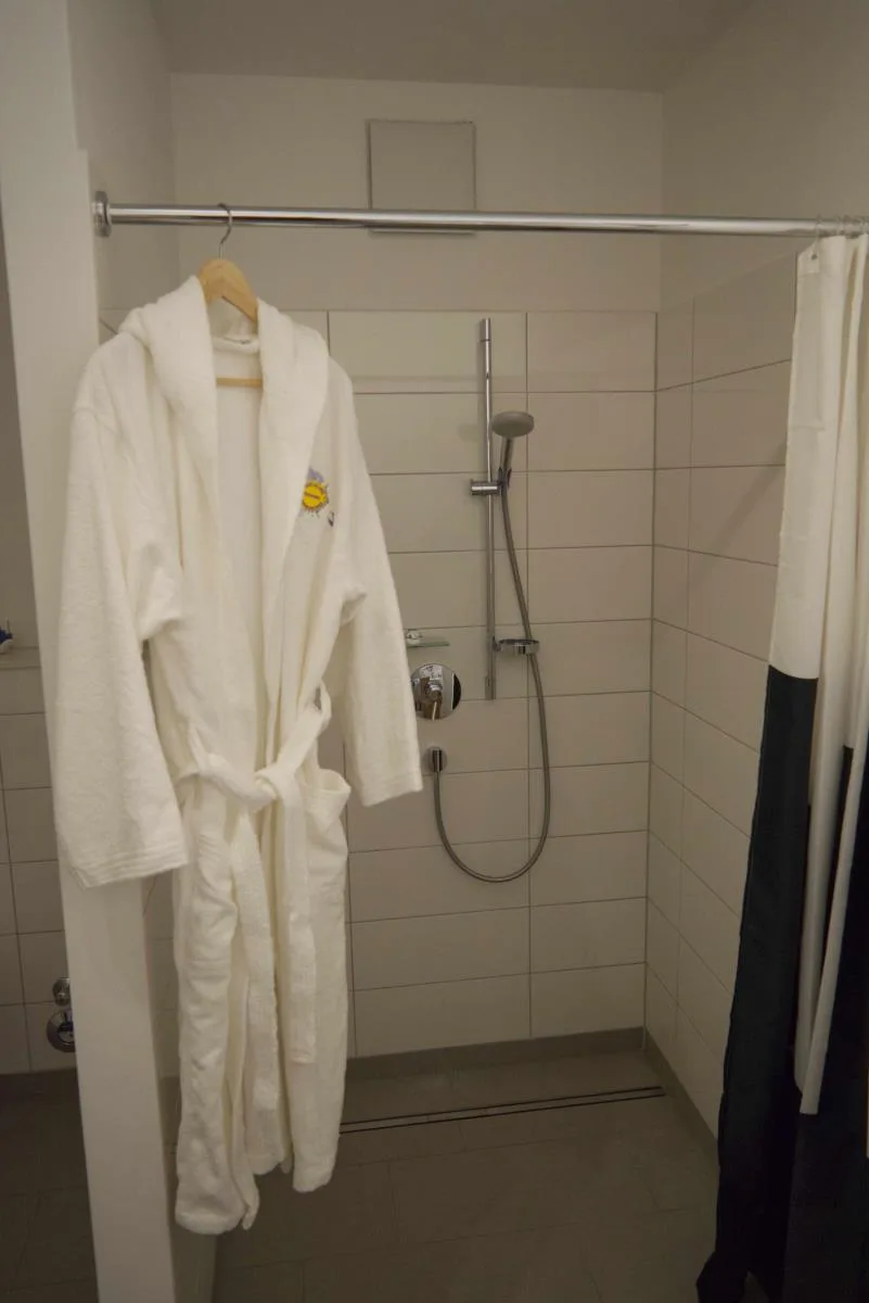Inselblume 44 - Ferienwohnung mit Balkon im Zentrum von Burg