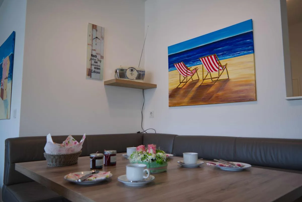 Inselblume 44 - Ferienwohnung mit Balkon im Zentrum von Burg