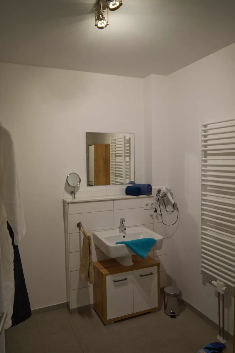 Inselblume 44 - Ferienwohnung mit Balkon im Zentrum von Burg