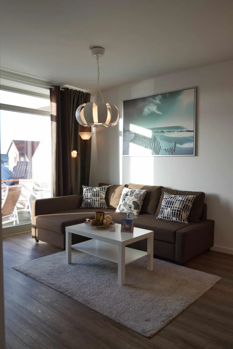 Inselblume 46 - Ferienwohnung in Burg mit Balkon und viel Licht