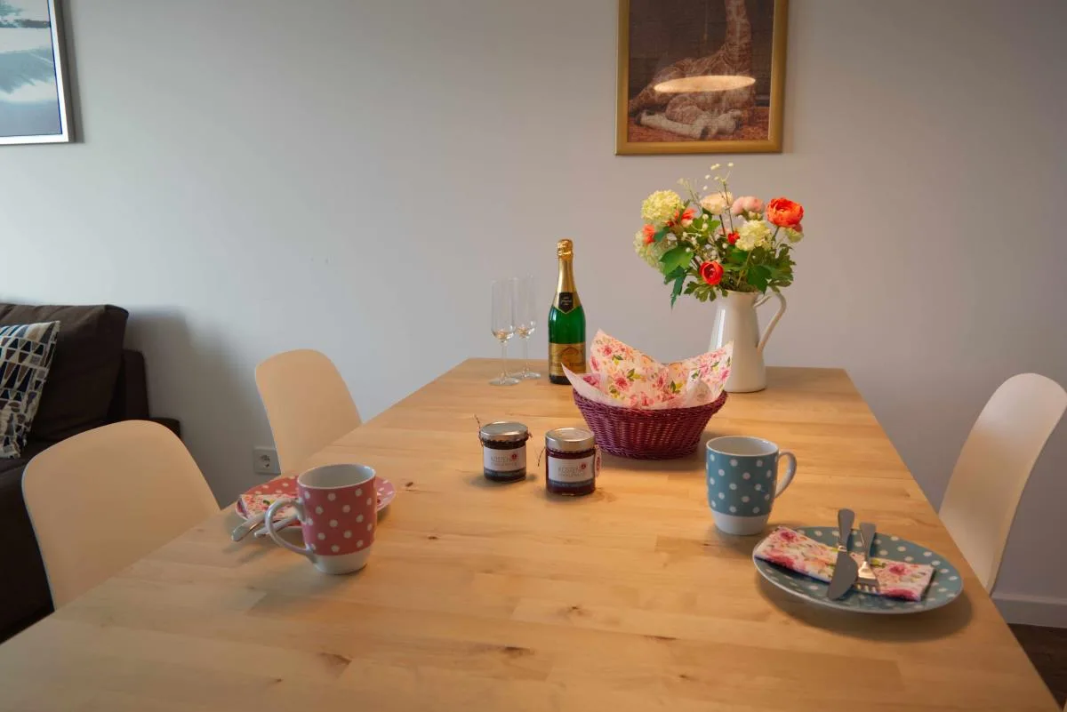 Inselblume 46 - Ferienwohnung in Burg mit Balkon und viel Licht