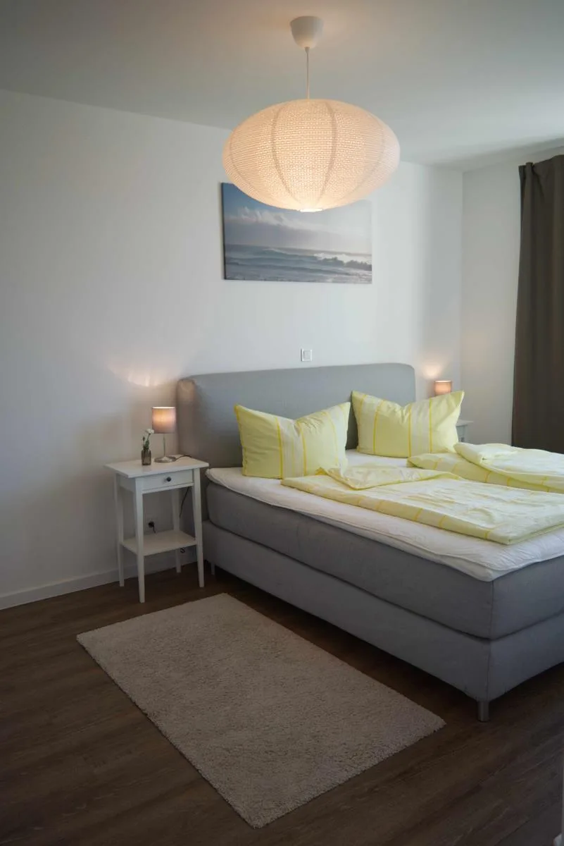 Inselblume 46 - Ferienwohnung in Burg mit Balkon und viel Licht