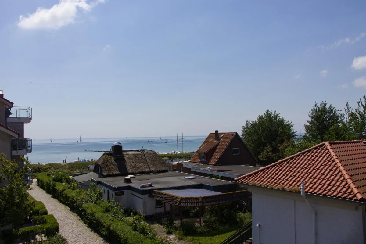 Inselblume 55 - Ferienwohnung in der Strandburg mit Hund