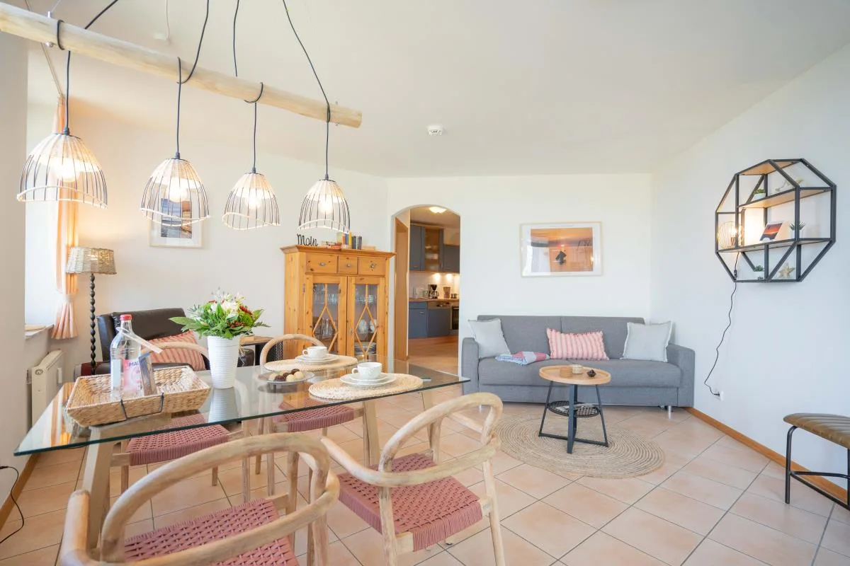 Inselblume 56 - Ferienwohnung am Südstrand mit Meerblick