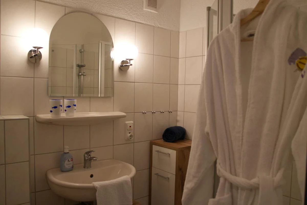 Inselblume 65 - Ferienwohnung am Meer, Blick zum Yachthafen