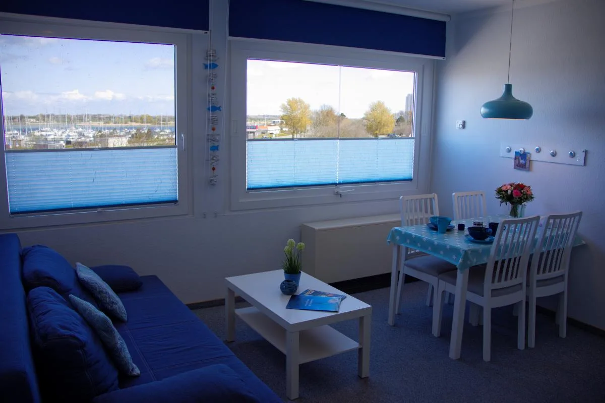 Inselblume 65 - Ferienwohnung am Meer, Blick zum Yachthafen