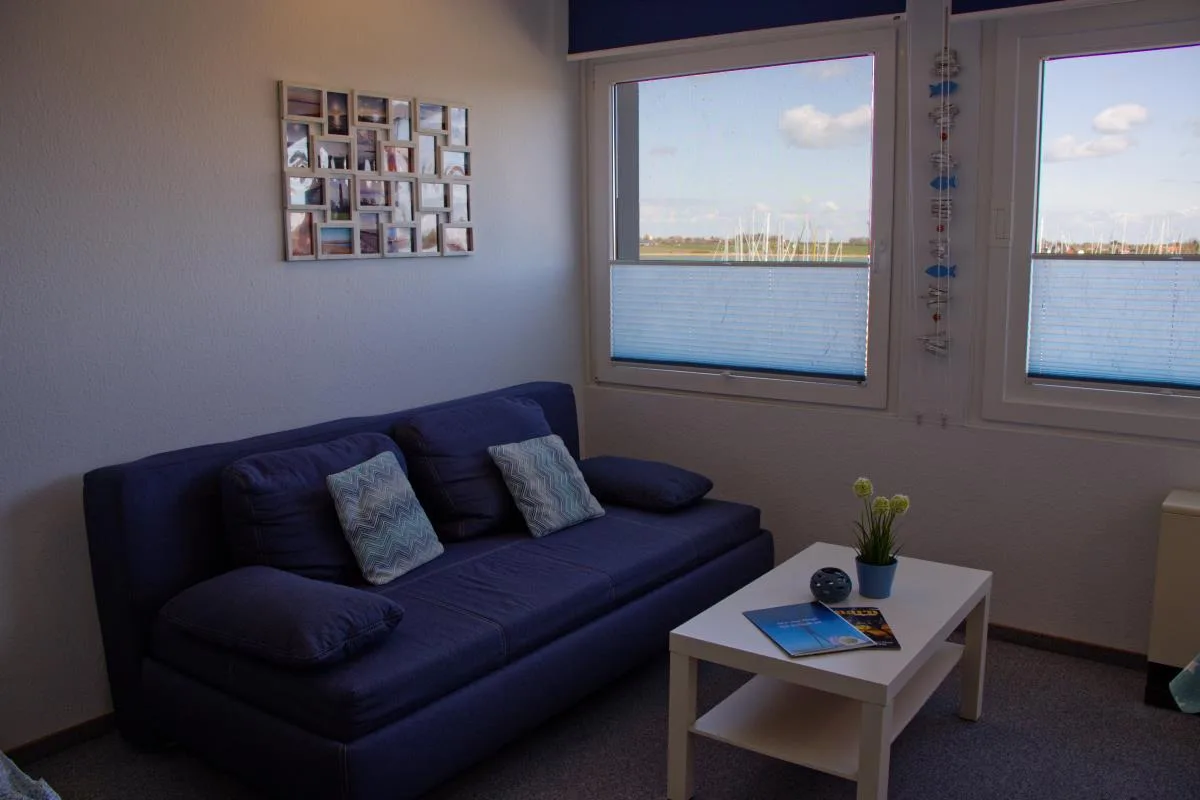 Inselblume 65 - Ferienwohnung am Meer, Blick zum Yachthafen