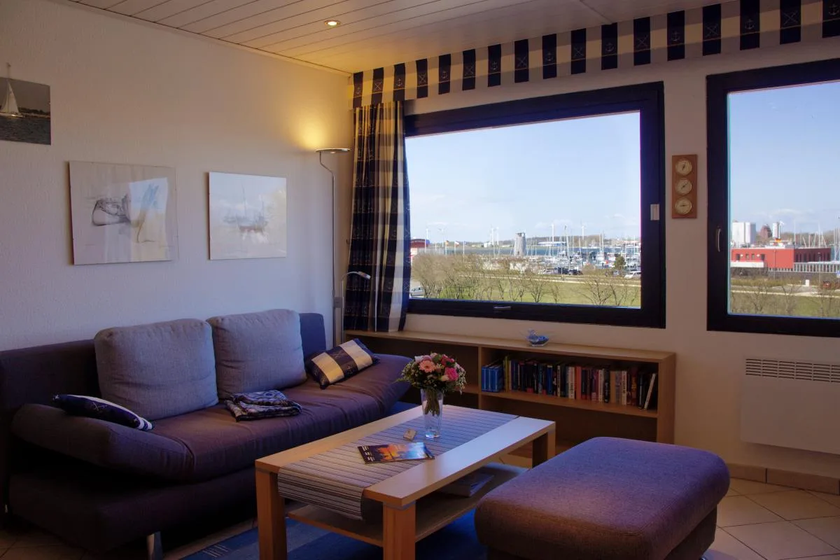 Inselblume 45 - Ferienwohnung mit Blick auf den Yachthafen