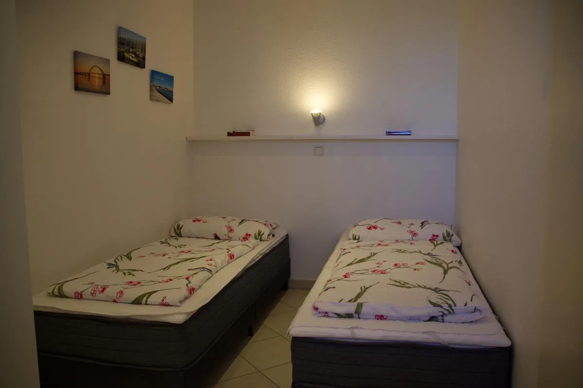 Inselblume 45 - Ferienwohnung mit Blick auf den Yachthafen