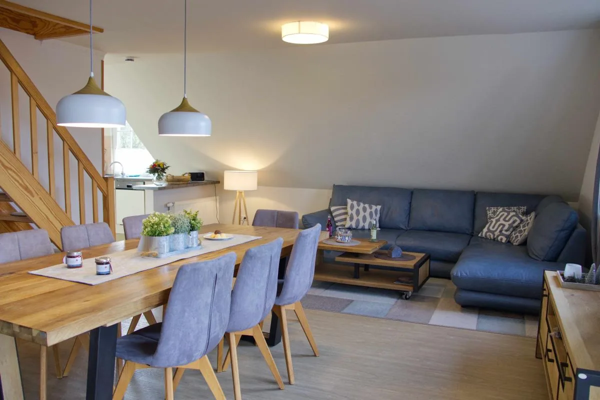 Inselblume 63 - Ferienwohnung in ruhiger Lage, mit Balkon