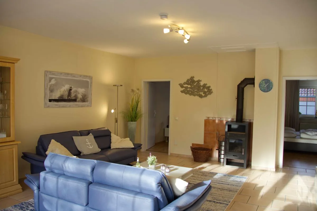 Inselblume 64 - Ruhige Ferienwohnung in Hafennähe mit Garten