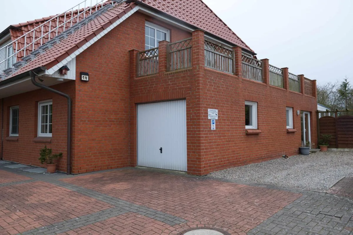 Inselblume 64 - Ruhige Ferienwohnung in Hafennähe mit Garten