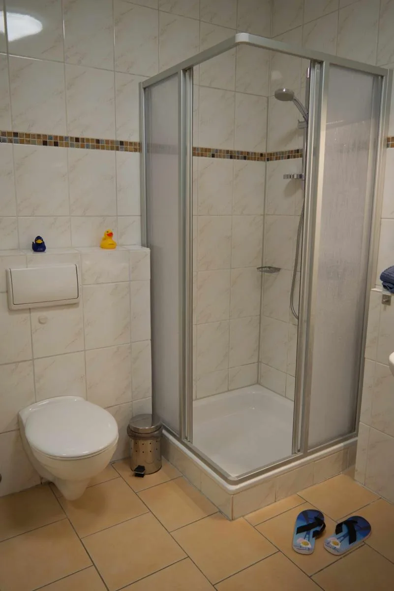 Inselblume 64 - Ruhige Ferienwohnung in Hafennähe mit Garten