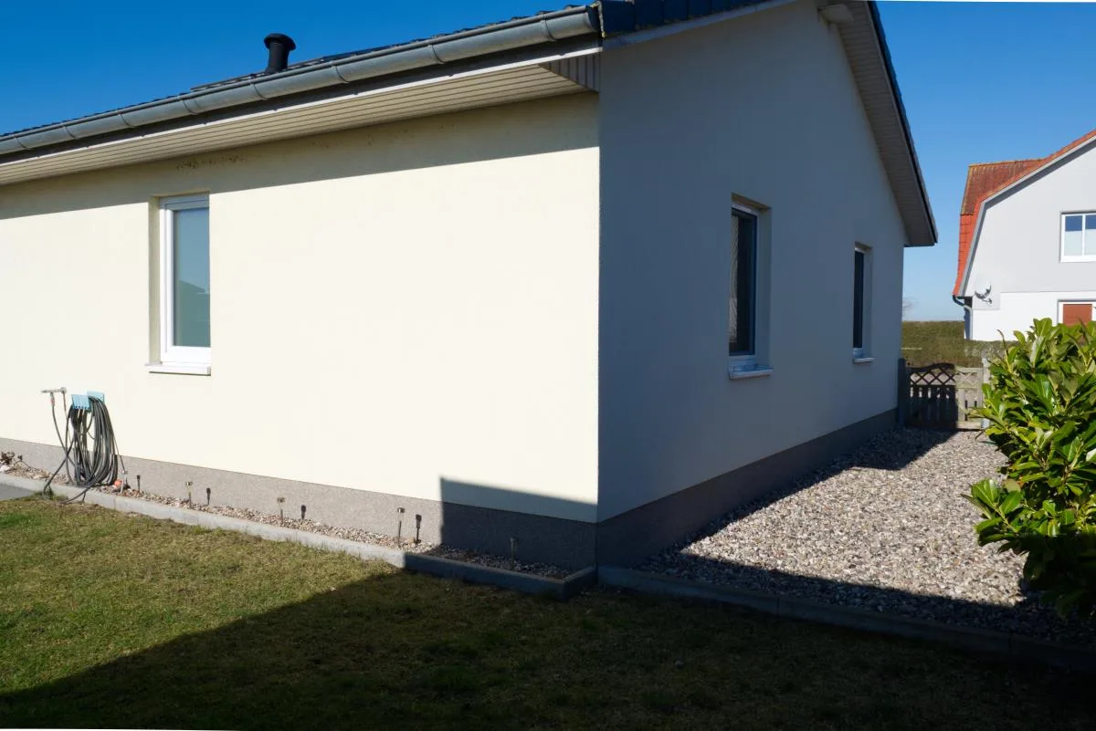 Inselblume 22 - Ferienhaus mit Garten und Hund in Landkirchen