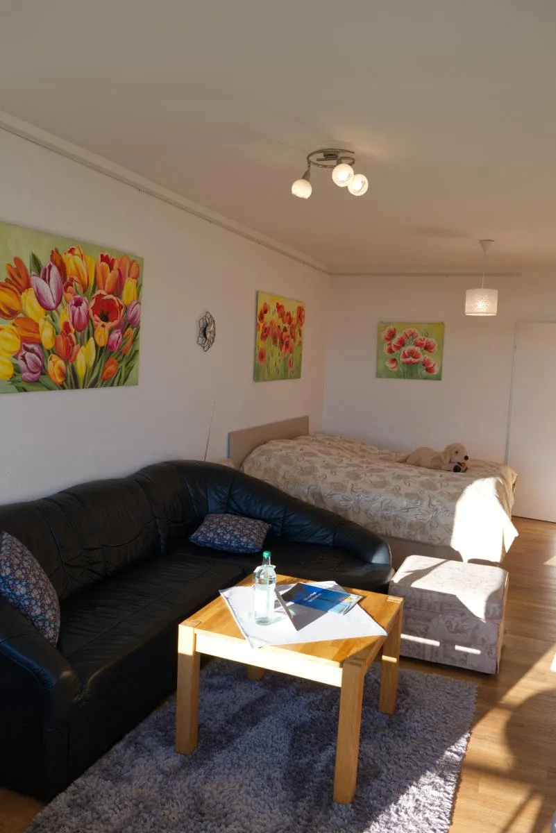Inselblume 74 - Ferienwohnung mit Balkon am Yachthafen