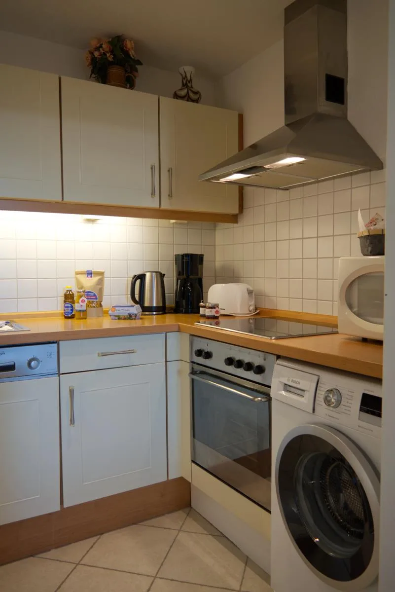 Inselblume 74 - Ferienwohnung mit Balkon am Yachthafen