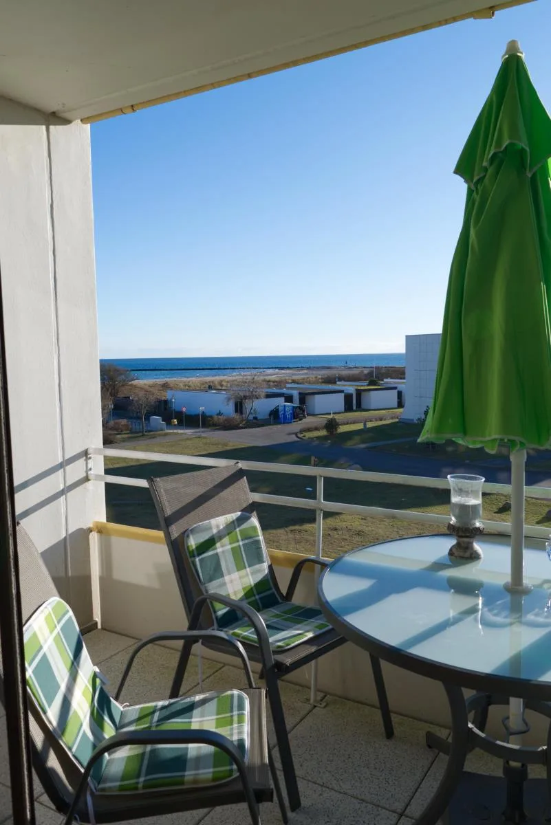 Inselblume 74 - Ferienwohnung mit Balkon am Yachthafen