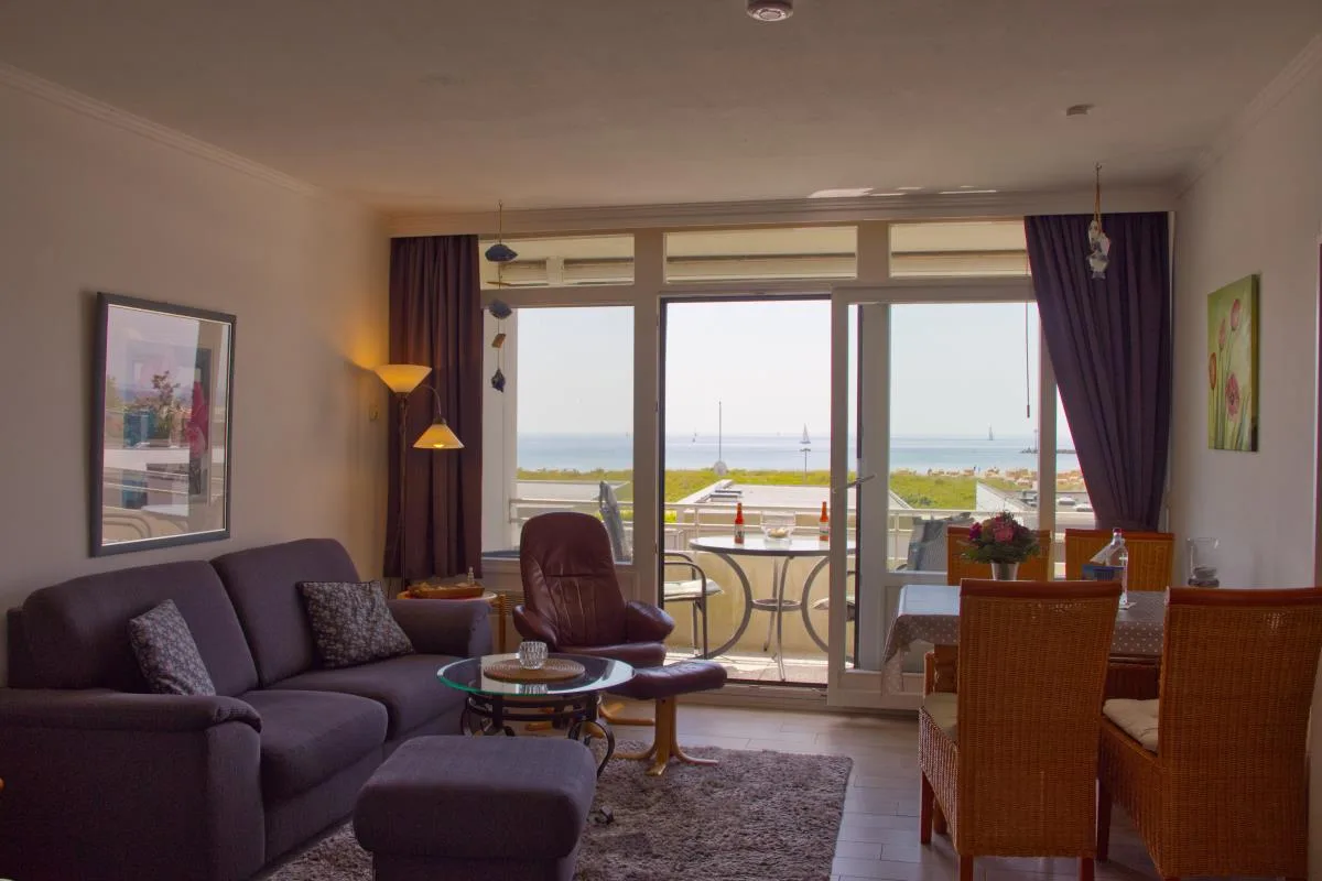 Inselblume 75 - Gemütliche Ferienwohnung mit Balkon und Meerblick