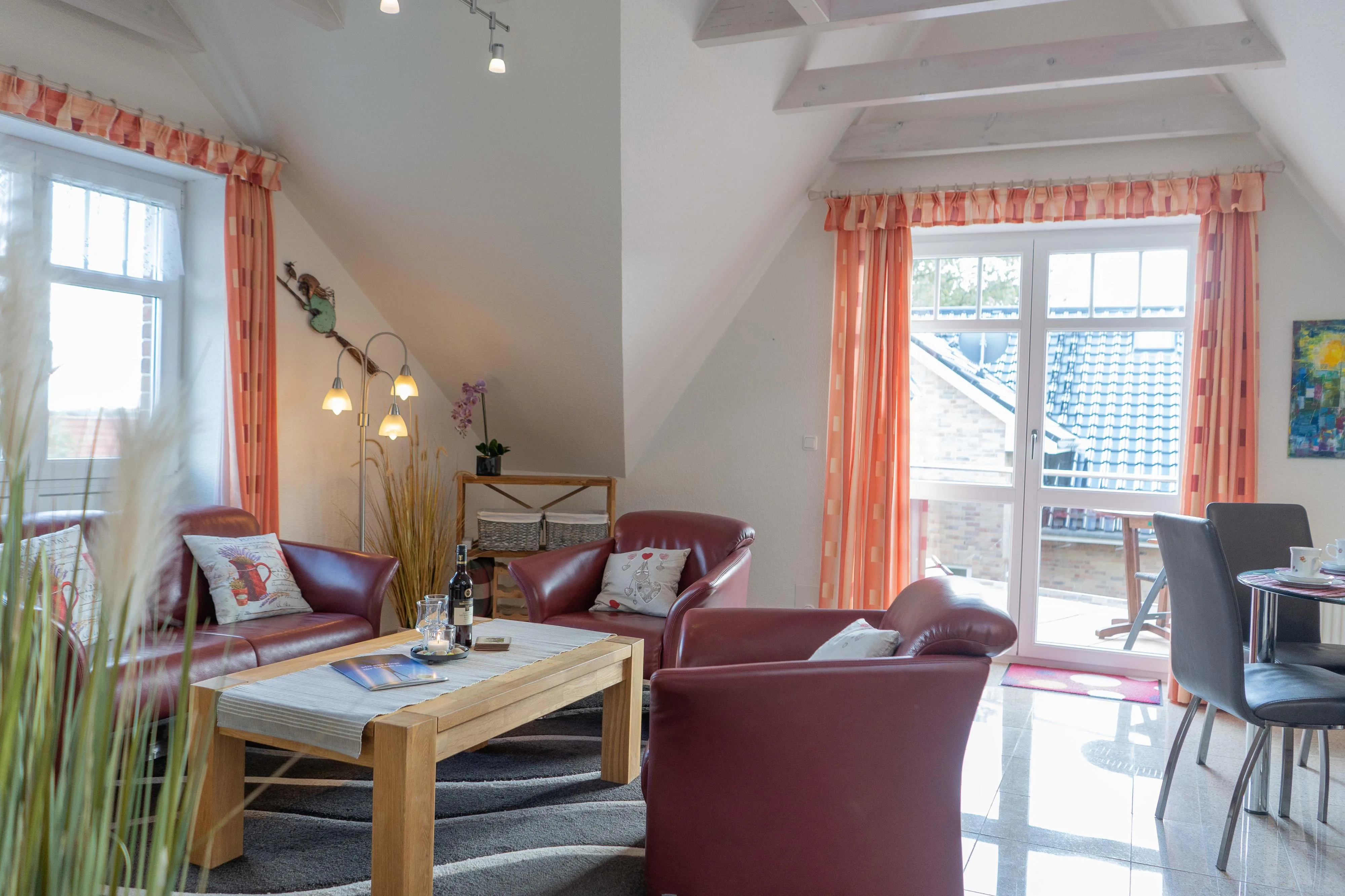 Inselblume 61 - Ferienwohnung mit Balkon in Neue Tiefe