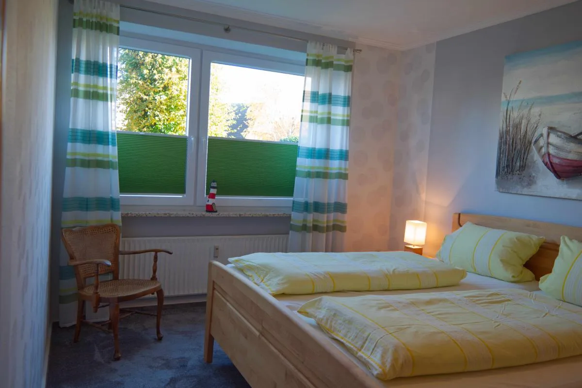 Inselblume 15 - Ferienwohnung mit Garten, in absoluter Ruhe
