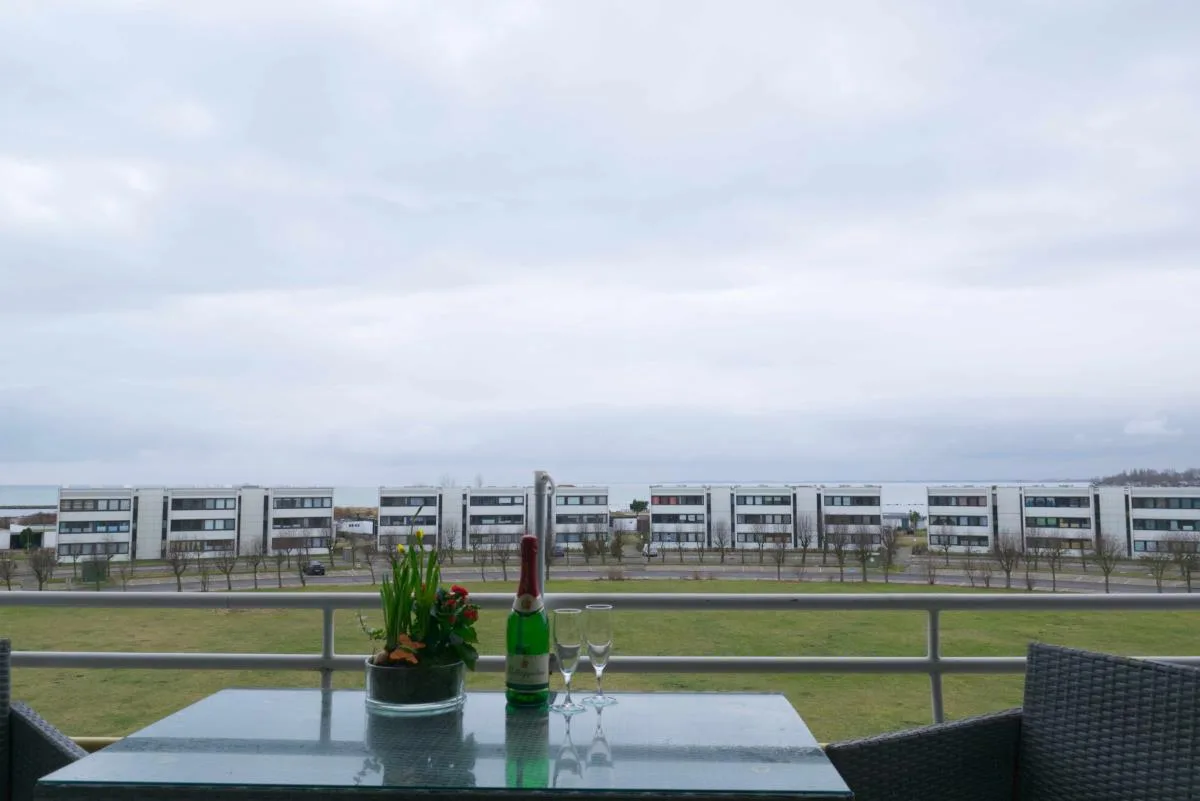 Inselblume 80 - Gemütliche Ferienwohnung, Blick auf die Fehmarnsundbrücke