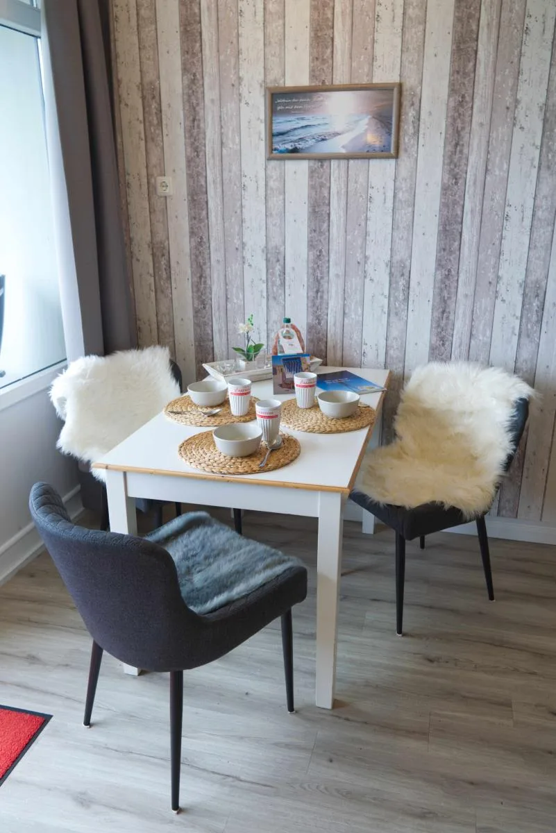 Inselblume 80 - Gemütliche Ferienwohnung, Blick auf die Fehmarnsundbrücke