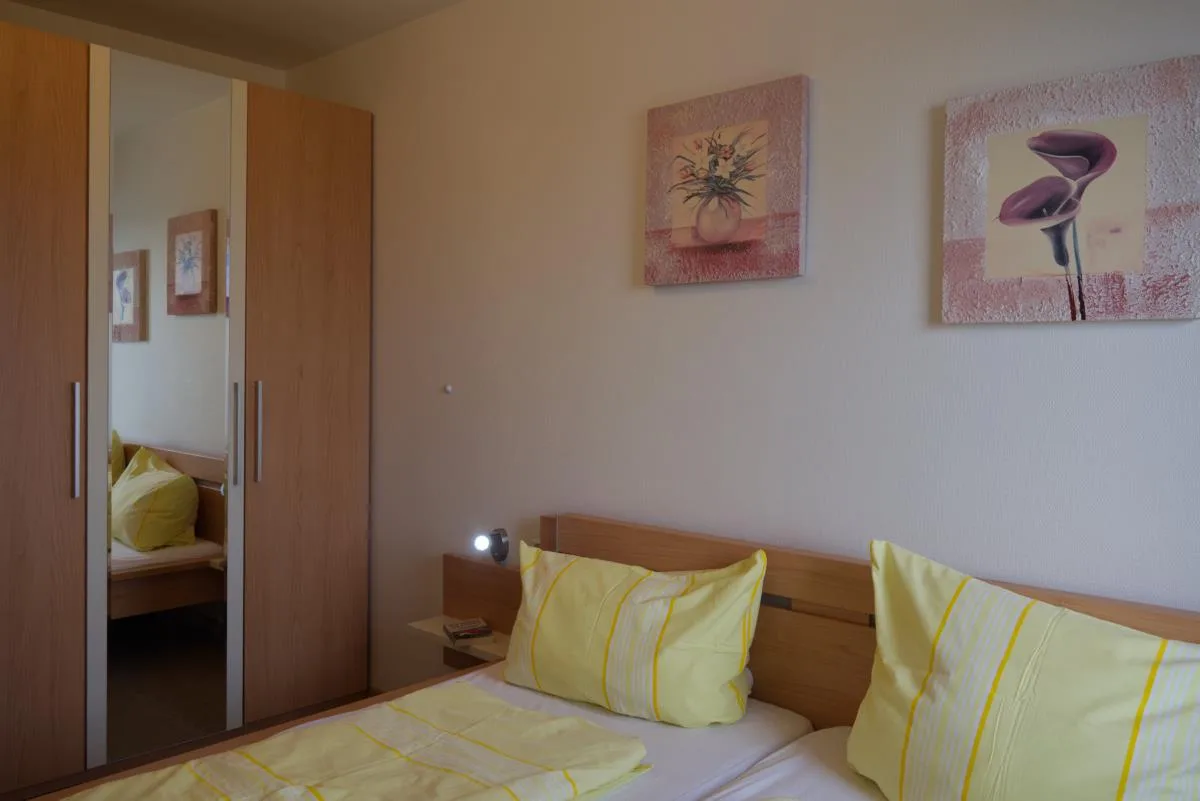 Inselblume 03 - Ferienwohnung mit direktem Meerblick