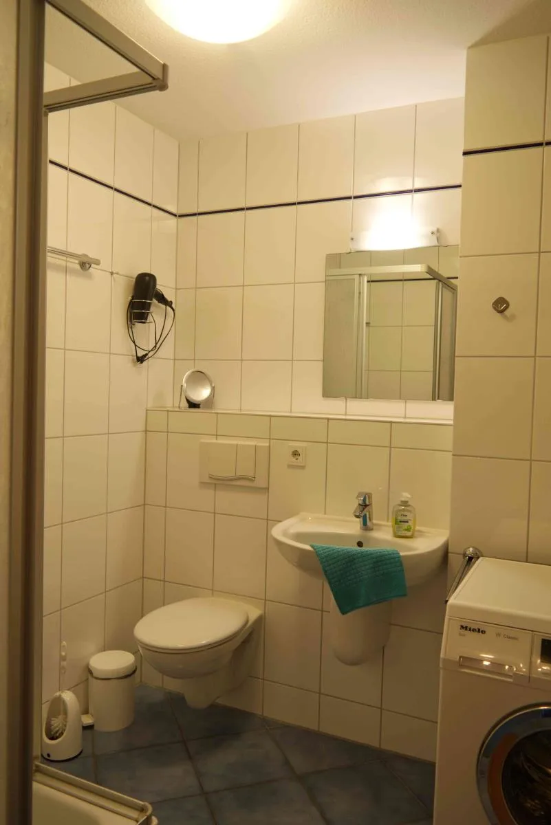 Inselblume 02 - Maritime Ferienwohnung, Blick zum Yachthafen