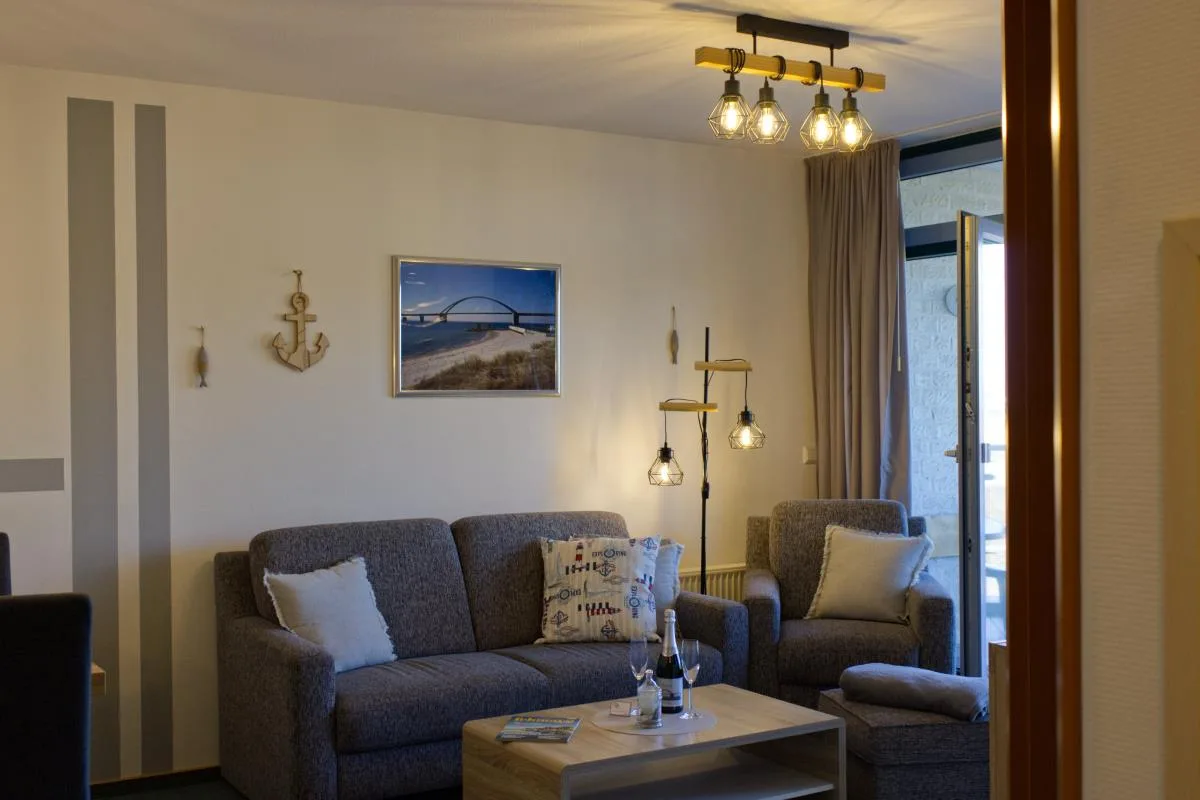 Inselblume 02 - Maritime Ferienwohnung, Blick zum Yachthafen