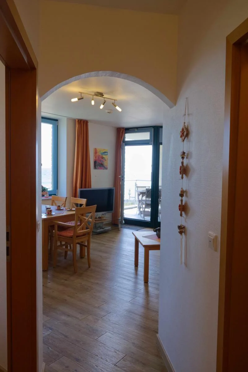 Inselblume 01 - Ferienwohnung mit Meerblick und Balkon am Südstrand