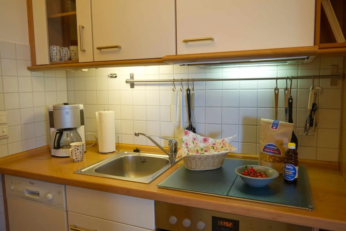Inselblume 01 - Ferienwohnung mit Meerblick und Balkon am Südstrand