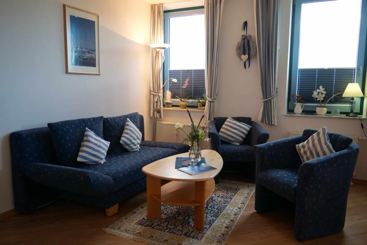 Inselblume 04 - Geräumige Ferienwohnung am Südstrand