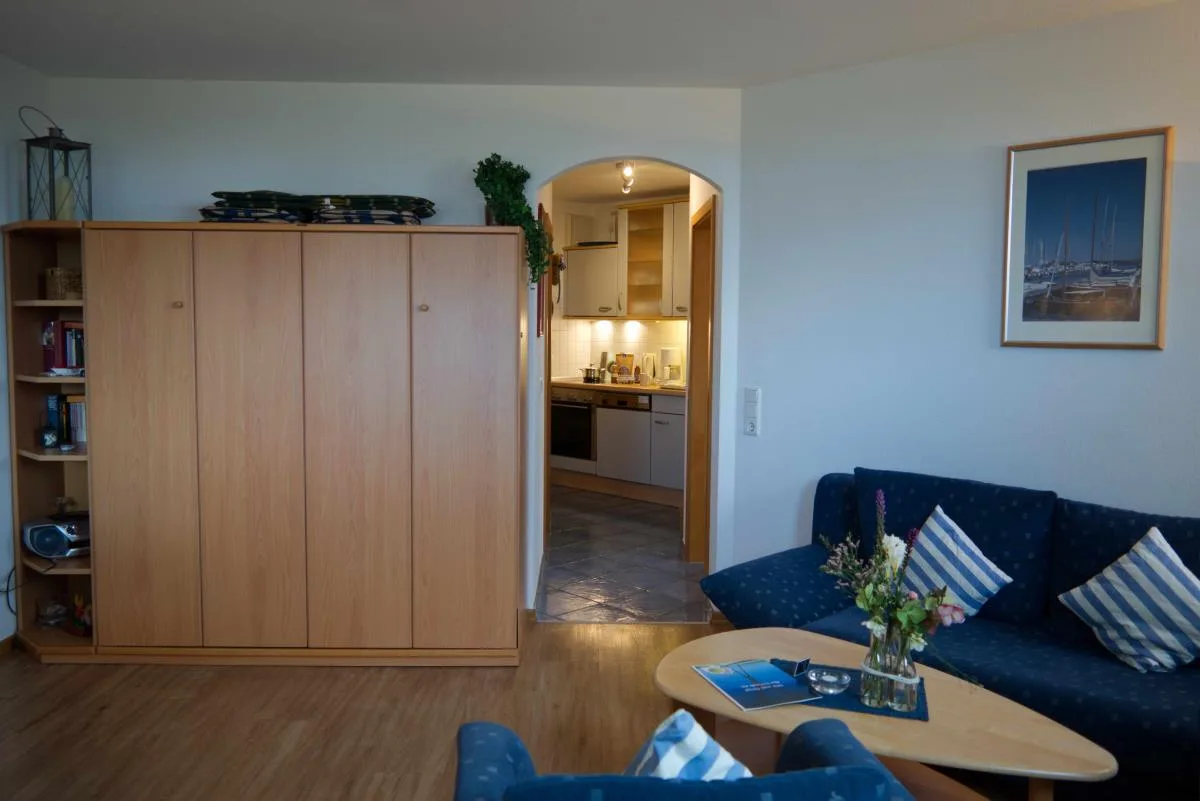 Inselblume 04 - Geräumige Ferienwohnung am Südstrand