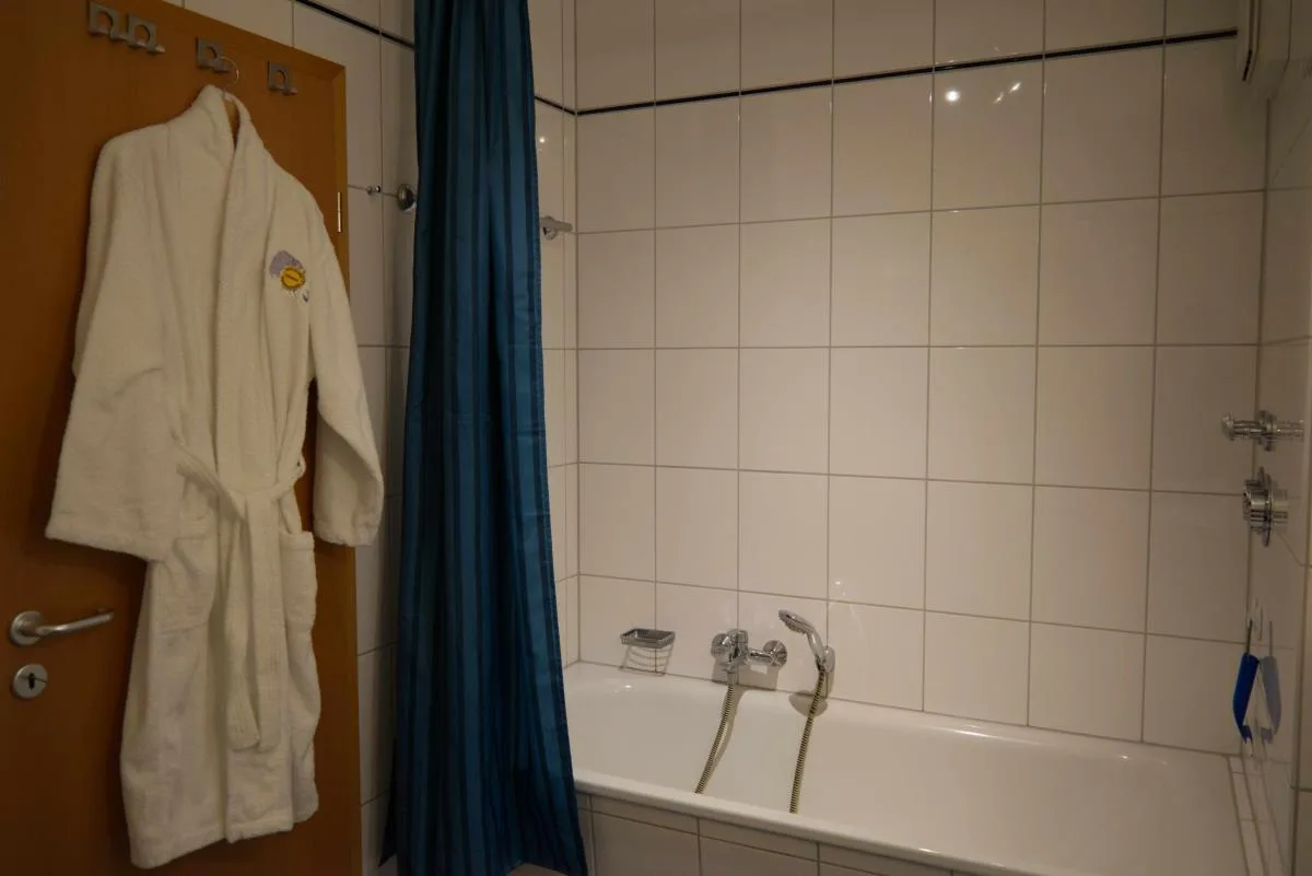 Inselblume 04 - Geräumige Ferienwohnung am Südstrand