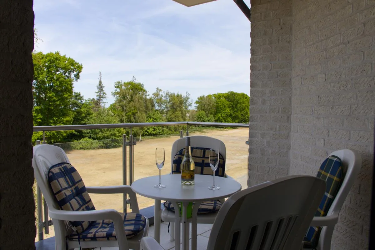 Inselblume 04 - Geräumige Ferienwohnung am Südstrand