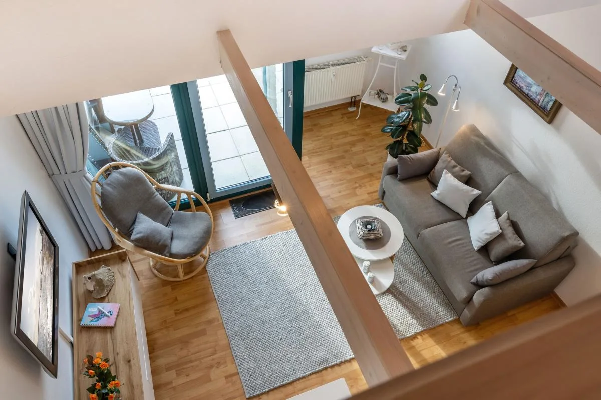 Inselblume 18 - Ferienwohnung mit Meerblick & Galerie in der Strandburg B3.4