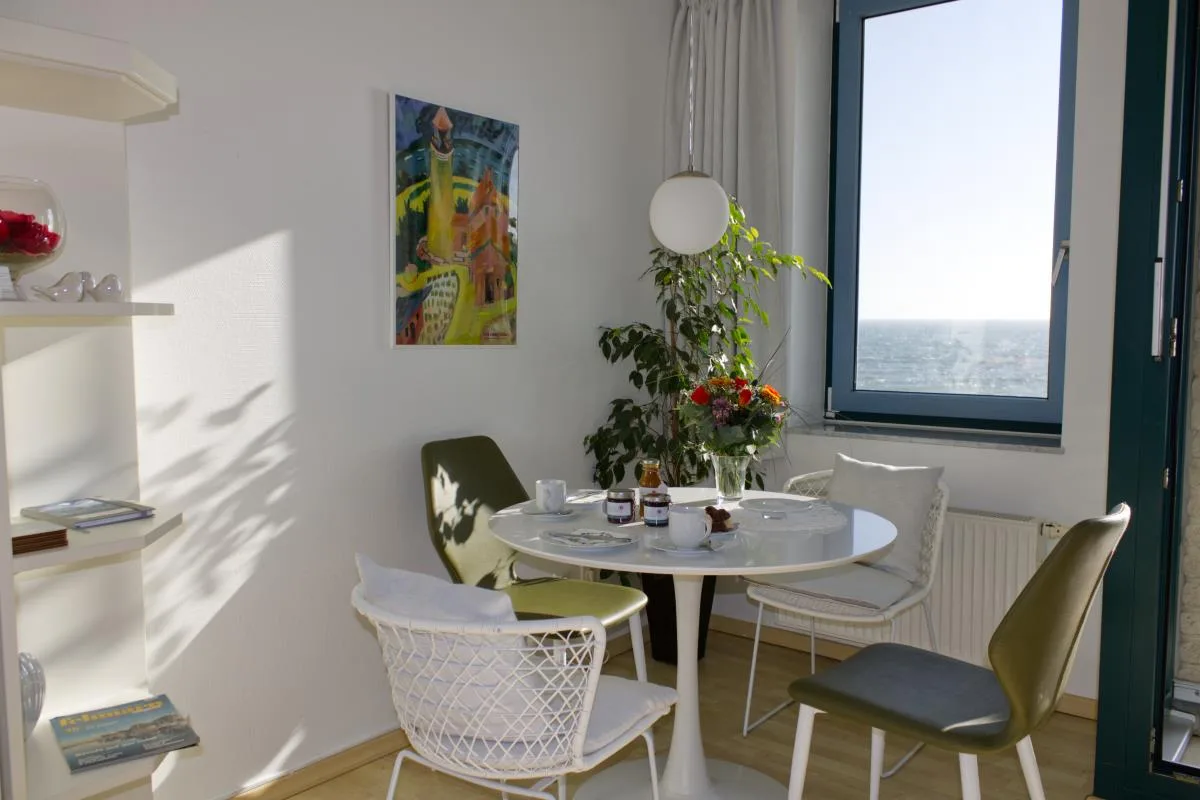 Inselblume 17 - Ferienwohnung mit Meerblick in der Strandburg B2.5
